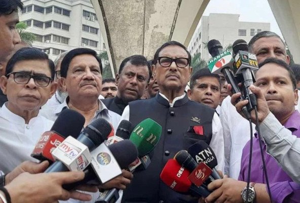 আওয়ামী লীগের সাধারণ সম্পাদক এবং সড়ক পরিবহন ও সেতুমন্ত্রী ওবায়দুল কাদের