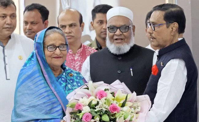 প্রধানমন্ত্রী শেখ হাসিনা।