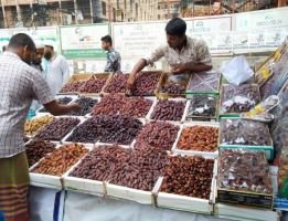 রমজানে খেজুরের অস্বাভাবিক মূল্য বৃদ্ধির আশঙ্কা আমদানিকারকদের