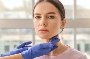 থাইরয়েডের সাধারণ লক্ষণসমূহ-