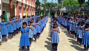 প্রচণ্ড দাবদাহের কারণে এক সপ্তাহ ছুটির পর আগামীকাল রোববার (২৮ এপ্রিল) থেকে  খুলছে প্রাথমিক বিদ্যালয়