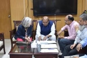 আধুনিক প্রযুক্তি ব্যবহারের মাধ্যমে বজ্রপাতে ক্ষয়ক্ষতি ও প্রাণহানি কমাতে কাজ করছে সরকার: ত্রাণ প্রতিমন্ত্রী