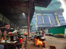 বন্যার্তদের মাঝে প্রতিনিয়ত চলছে সিসিকের ত্রাণ কার্যক্রম