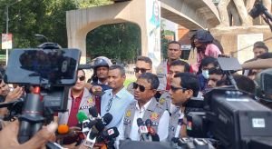 একটি চক্র শিক্ষার্থীদের আগ্নেয়াস্ত্র সরবরাহ করছে : ডিবি হারুন